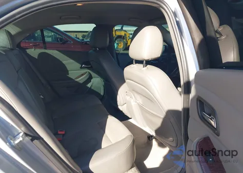 2013 Chevrolet Malibu 1Lt из США, поврежденный, VIN 1G11C5SA2DF327591